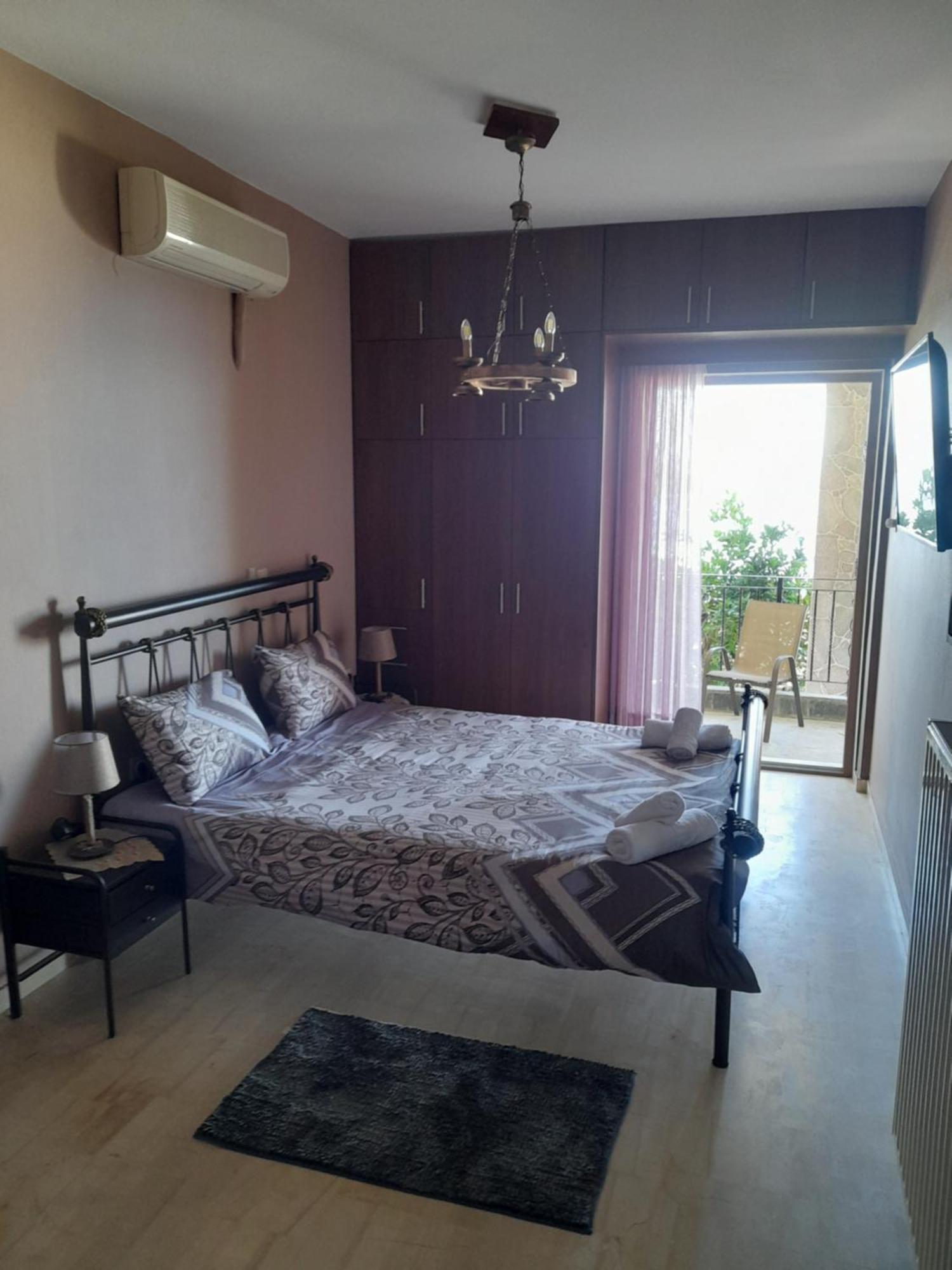 Αίγινα Εξοχική Κατοικία Eginitissa Luaran gambar