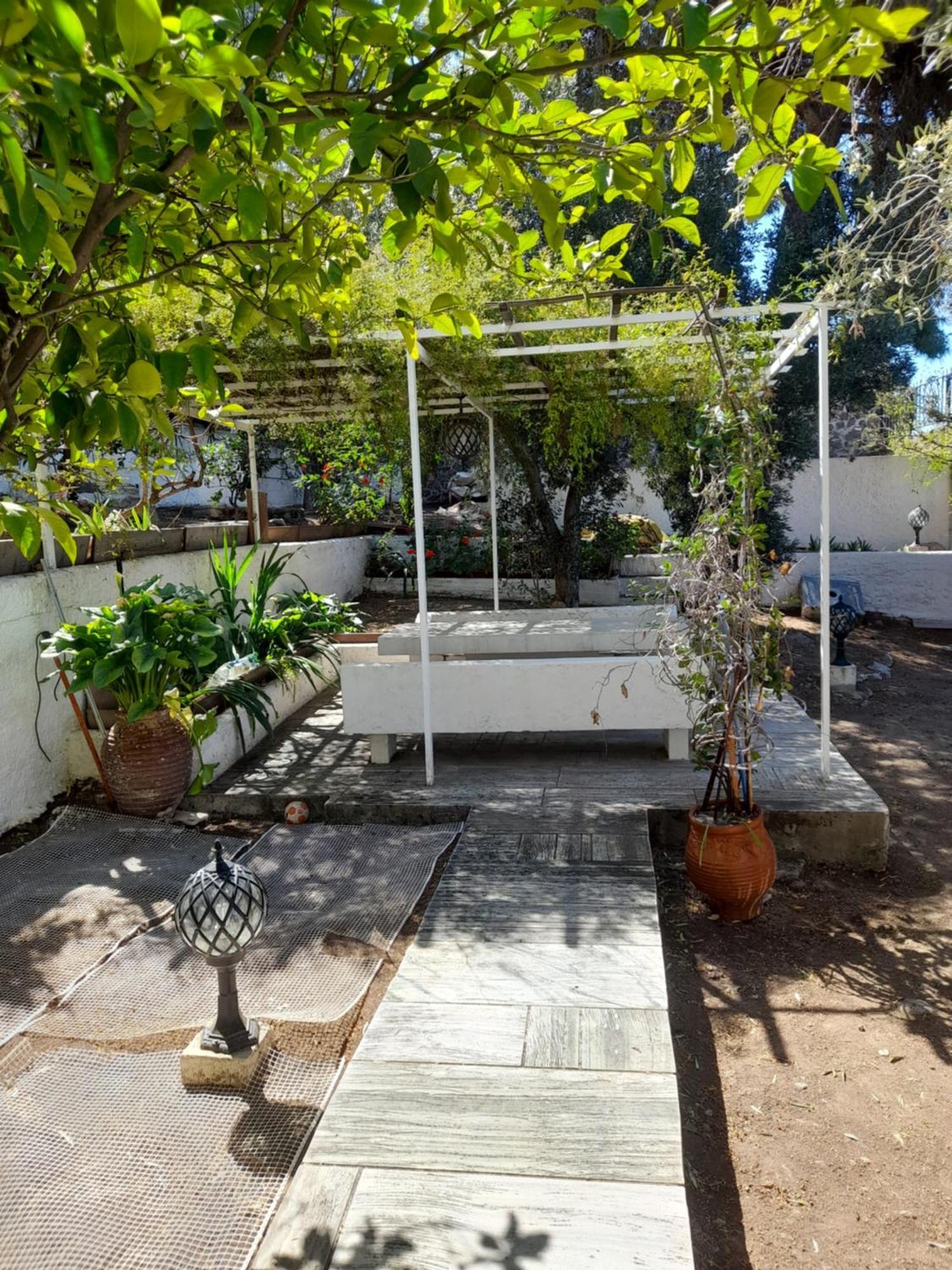 Αίγινα Εξοχική Κατοικία Eginitissa Luaran gambar
